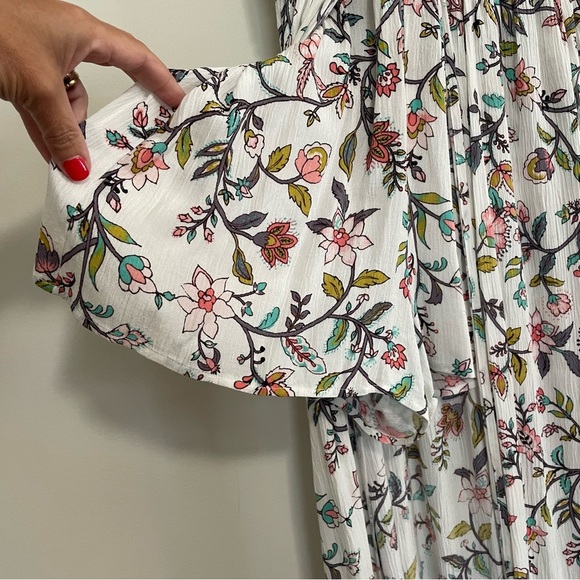 Speechless Shorts/Skirt/Fly Away Pant White Floral Design Size Small - Picture 9 of 11